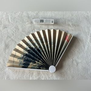 Hand fan